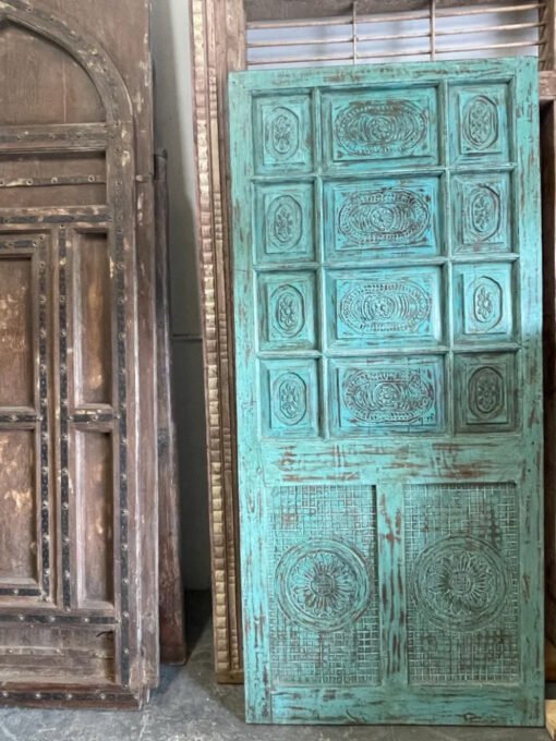 Rustic Farmhouse Vintage Sliding Barn Doors Single Carved Barn Doors Unique Eclectic 210x 100cm - Image 4