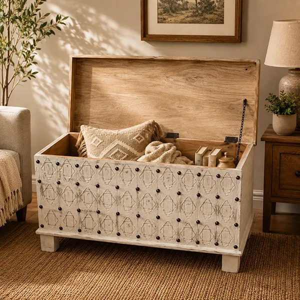 Handcrafted Solid Wood White Blanket Box with Carved Diamond Design 110x40x45Cm - Image 2