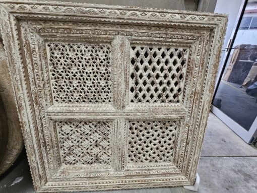 WOODEN CARVING PANEL 120x10x120cm - Image 5