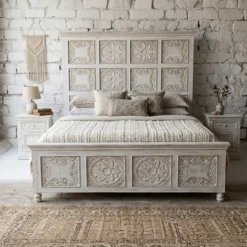WOODEN BED KING SIZE 183x200x150cm