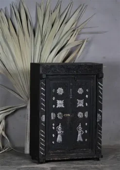 WOODEN ALMIRAH 109x73x44cm